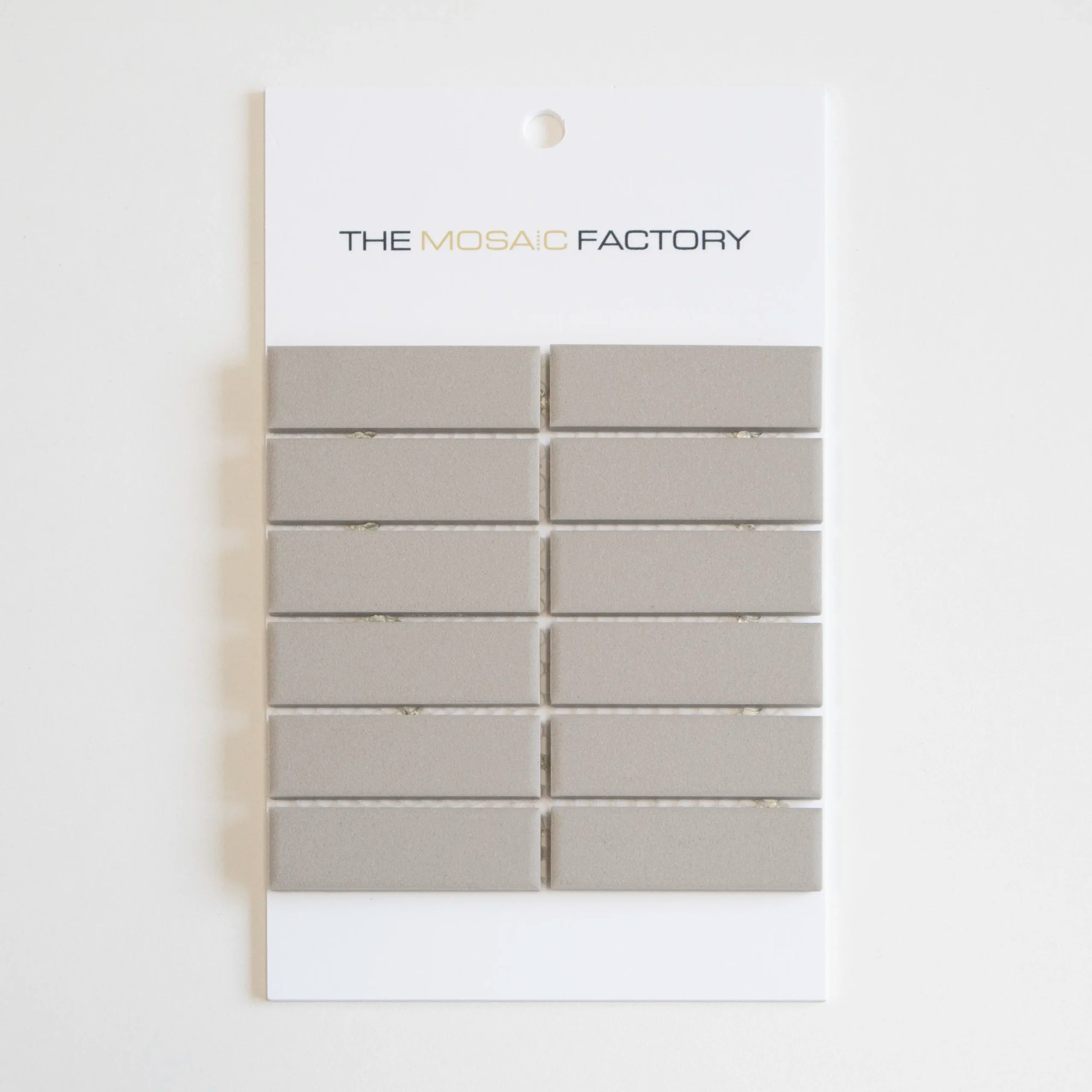 The Mosaic Factory London Mozaiek Tegel Rechthoek - Mat Grijs Porselein Ongeglazuurd, R11 23x73x6 mm 1 The Mosaic Factory London Mozaiek Tegel Rechthoek - Mat Grijs Porselein Ongeglazuurd, R11 23x73x6 mm